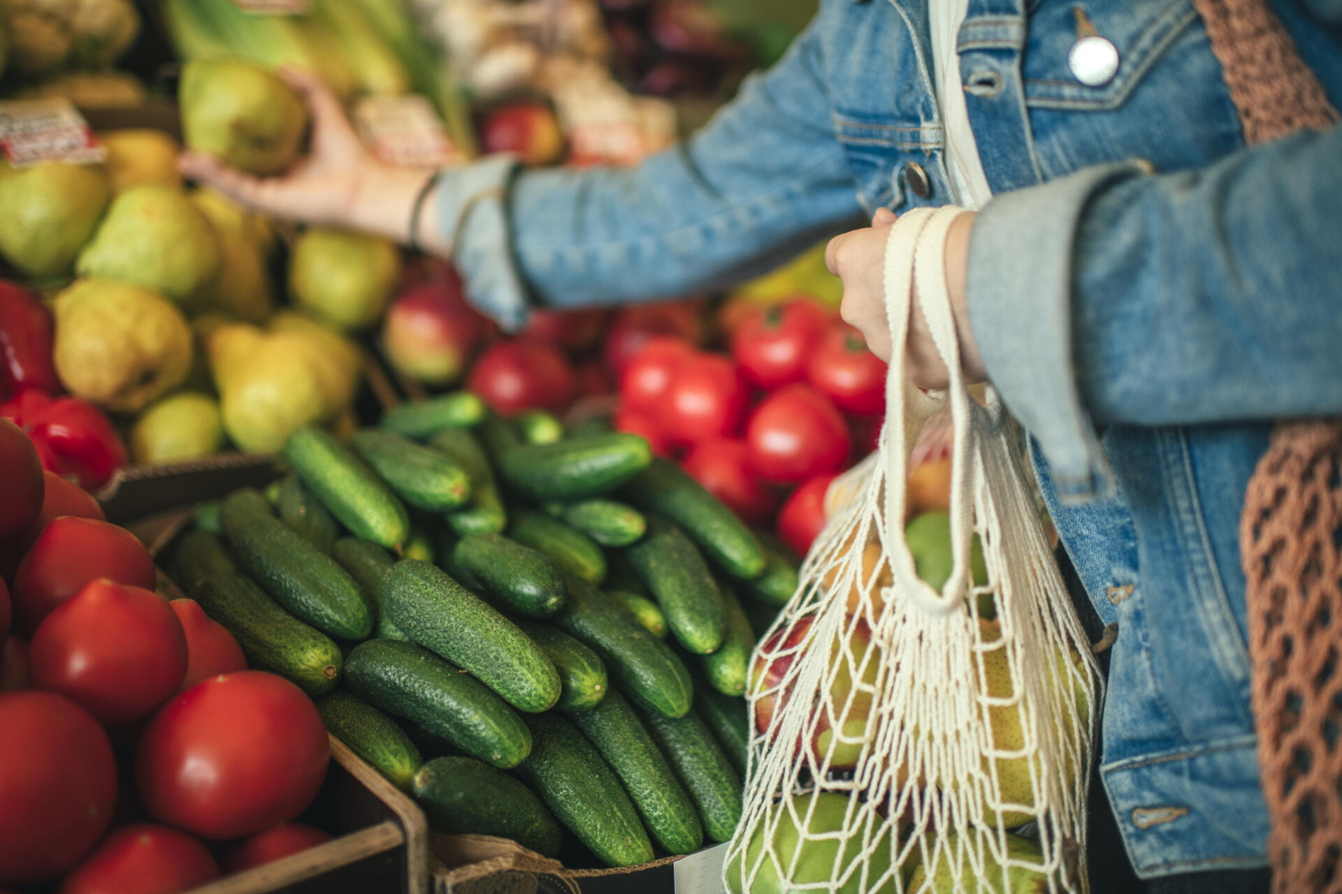 Woman shopping for healthy foods
